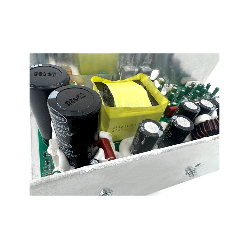 EON180S+3X2092: LP 800W BTL+FP 200W 1.1-kanálový systém reproduktorov s radovým reproduktorovým systémom Modul výkonového zosilňovača