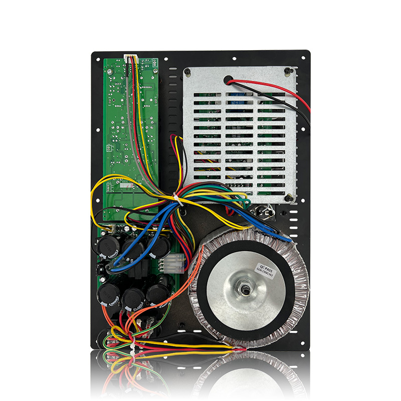 Výkonný 1.0 kanálový subwoofer SUB18-600